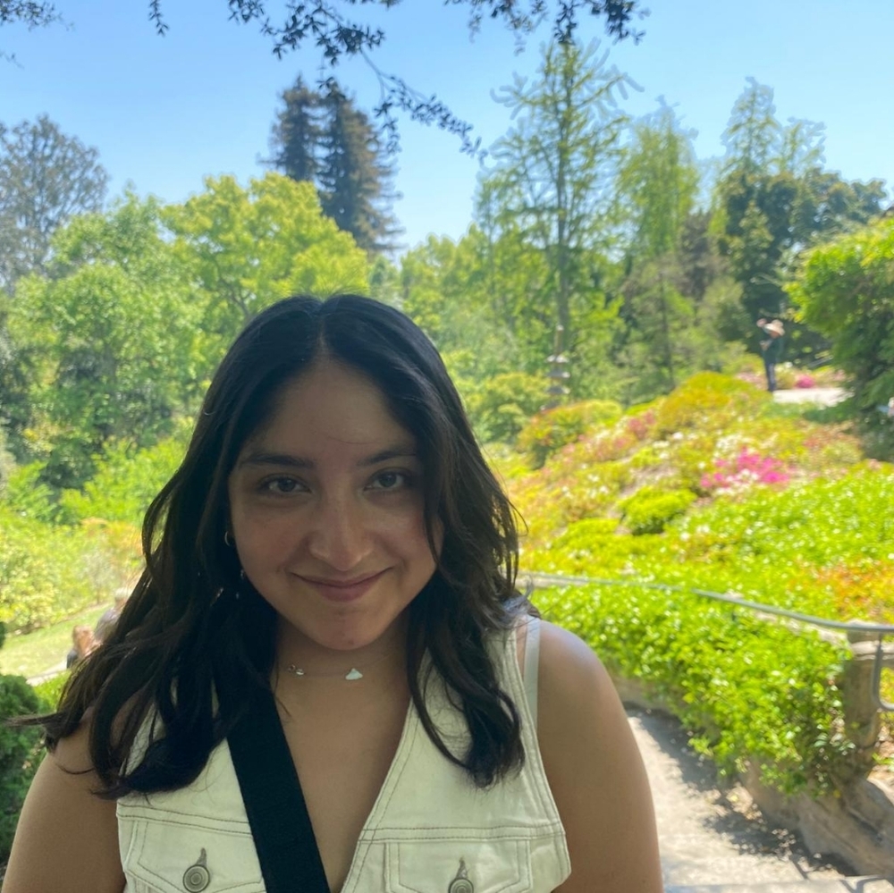 Meet your Posher, Joana